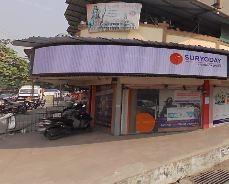 How Banks Can Improve Customer Experience with Digital Signage