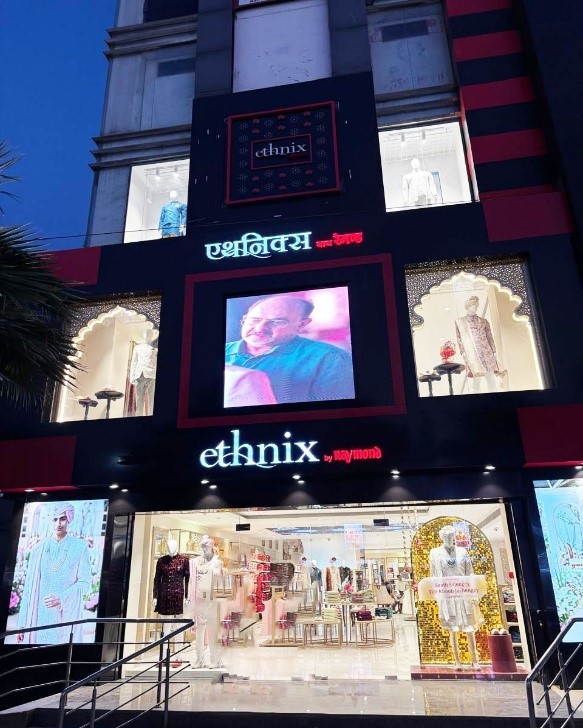 Indoor vs Outdoor LED Screens: What’s Best for Your Business?